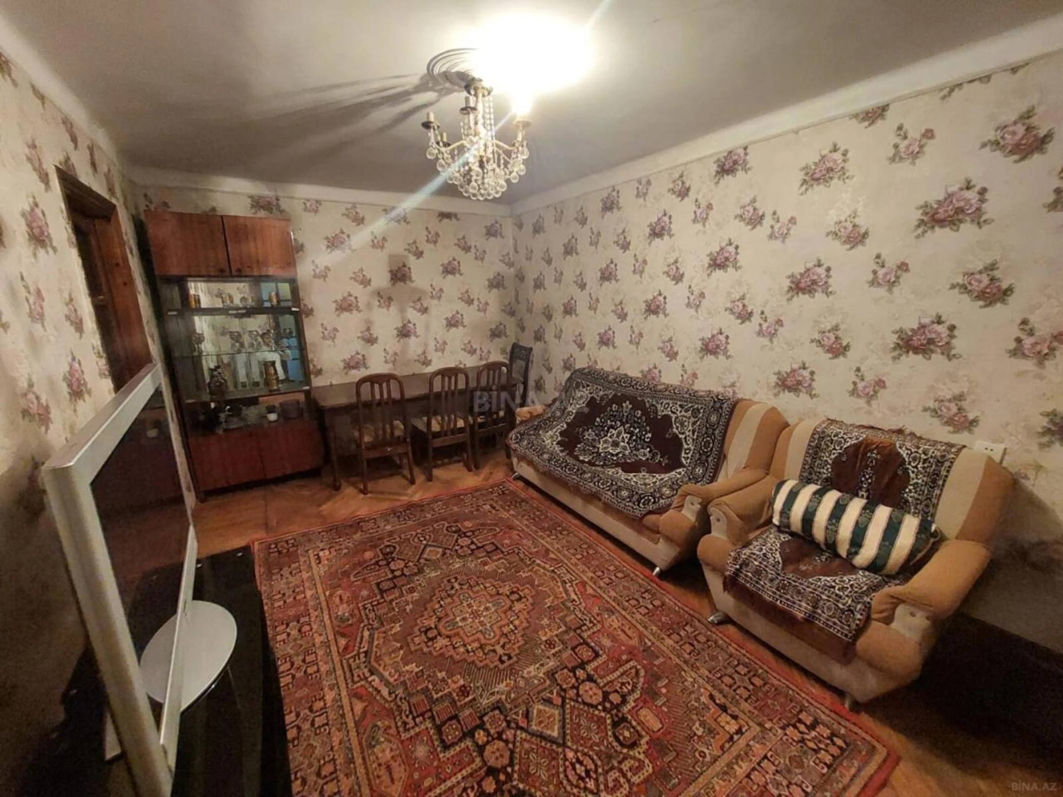 Satılır 4 otaqlı mənzil 75 m²