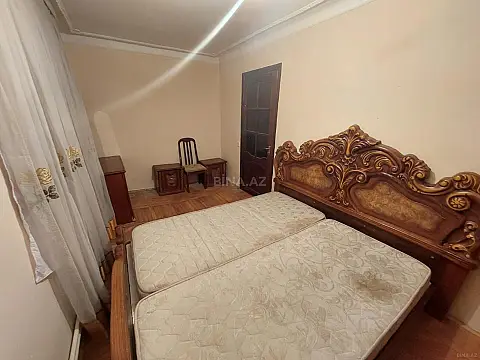 Satılır 4 otaqlı mənzil 75 m²
