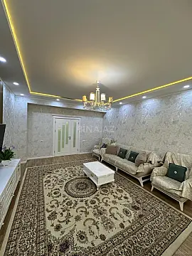 Satılır 3 otaqlı mənzil 136 m²