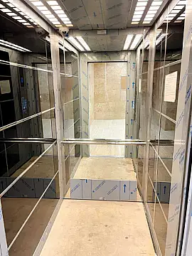 Satılır 4 otaqlı mənzil 190 m²