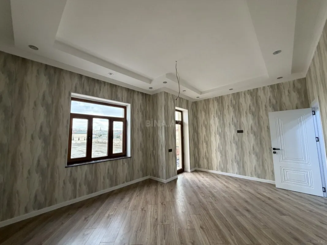 Satılır 6 otaqlı həyət evi 260 m²