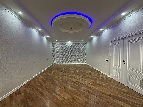 Satılır 6 otaqlı həyət evi 260 m²