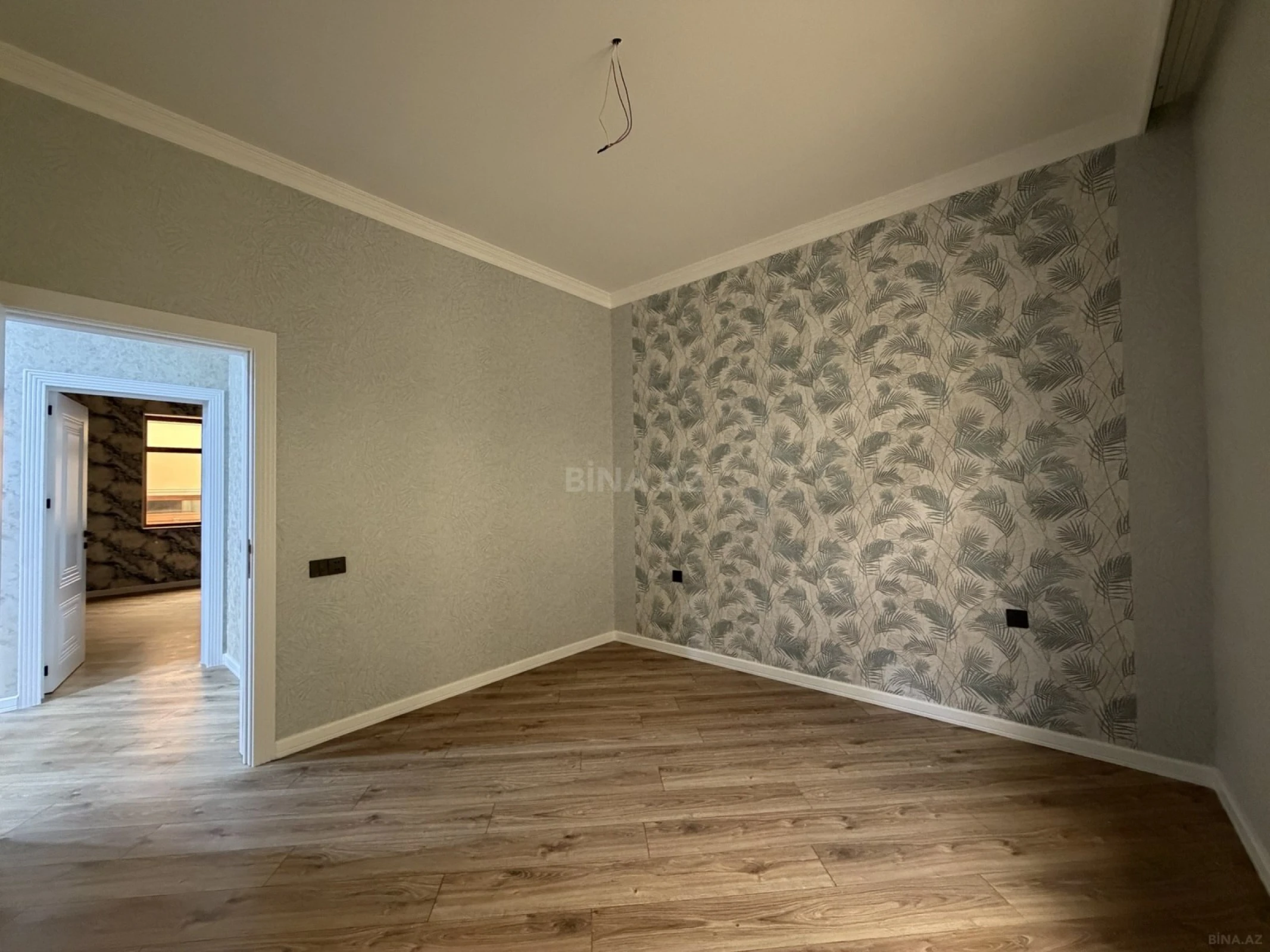 Satılır 6 otaqlı həyət evi 260 m²