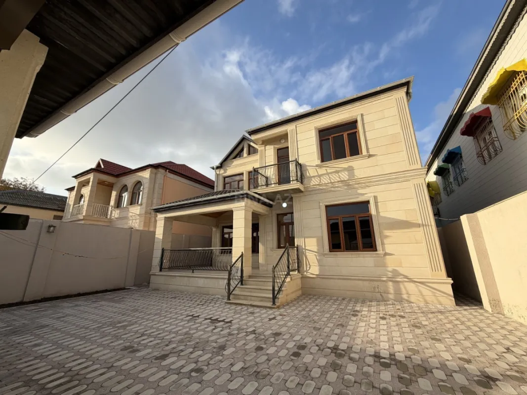 Satılır 6 otaqlı həyət evi 260 m²