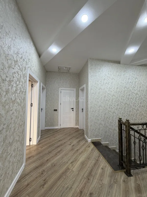 Satılır 6 otaqlı həyət evi 260 m²