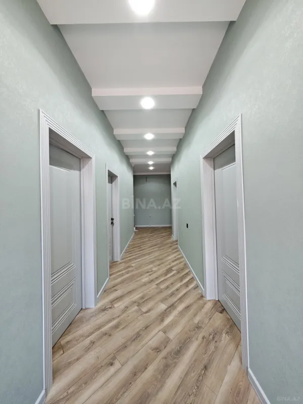 Satılır 6 otaqlı həyət evi 280 m²
