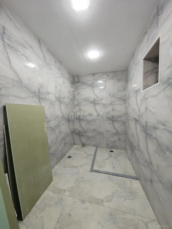 Satılır 6 otaqlı həyət evi 280 m²