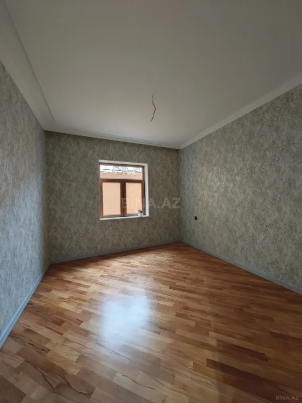 Satılır 6 otaqlı həyət evi 280 m²