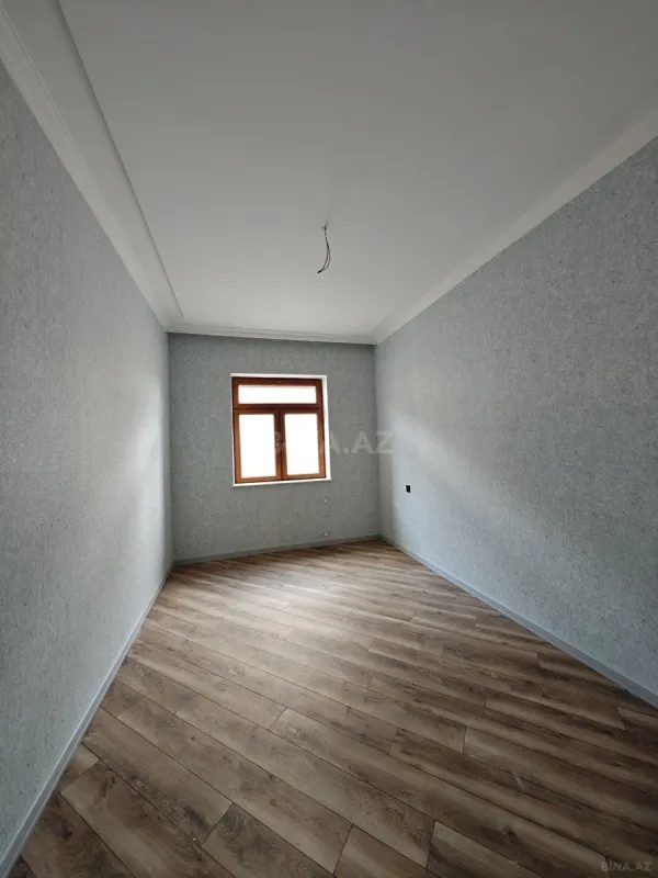 Satılır 6 otaqlı həyət evi 280 m²