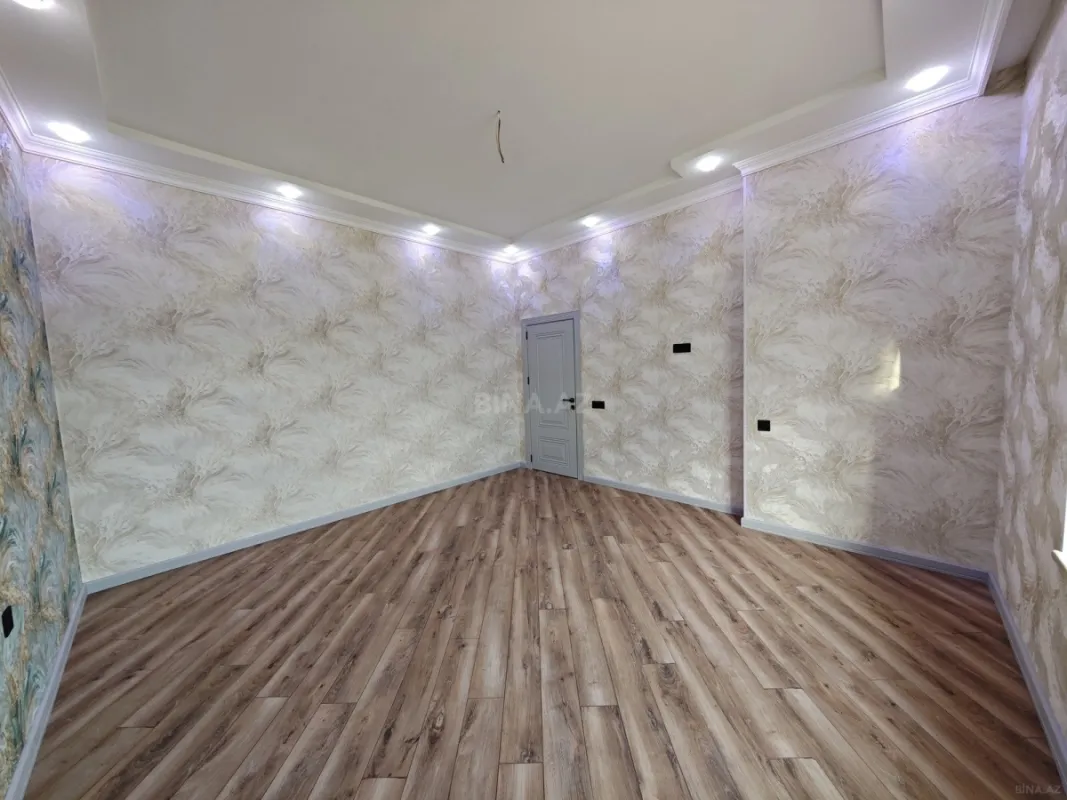 Satılır 6 otaqlı həyət evi 280 m²