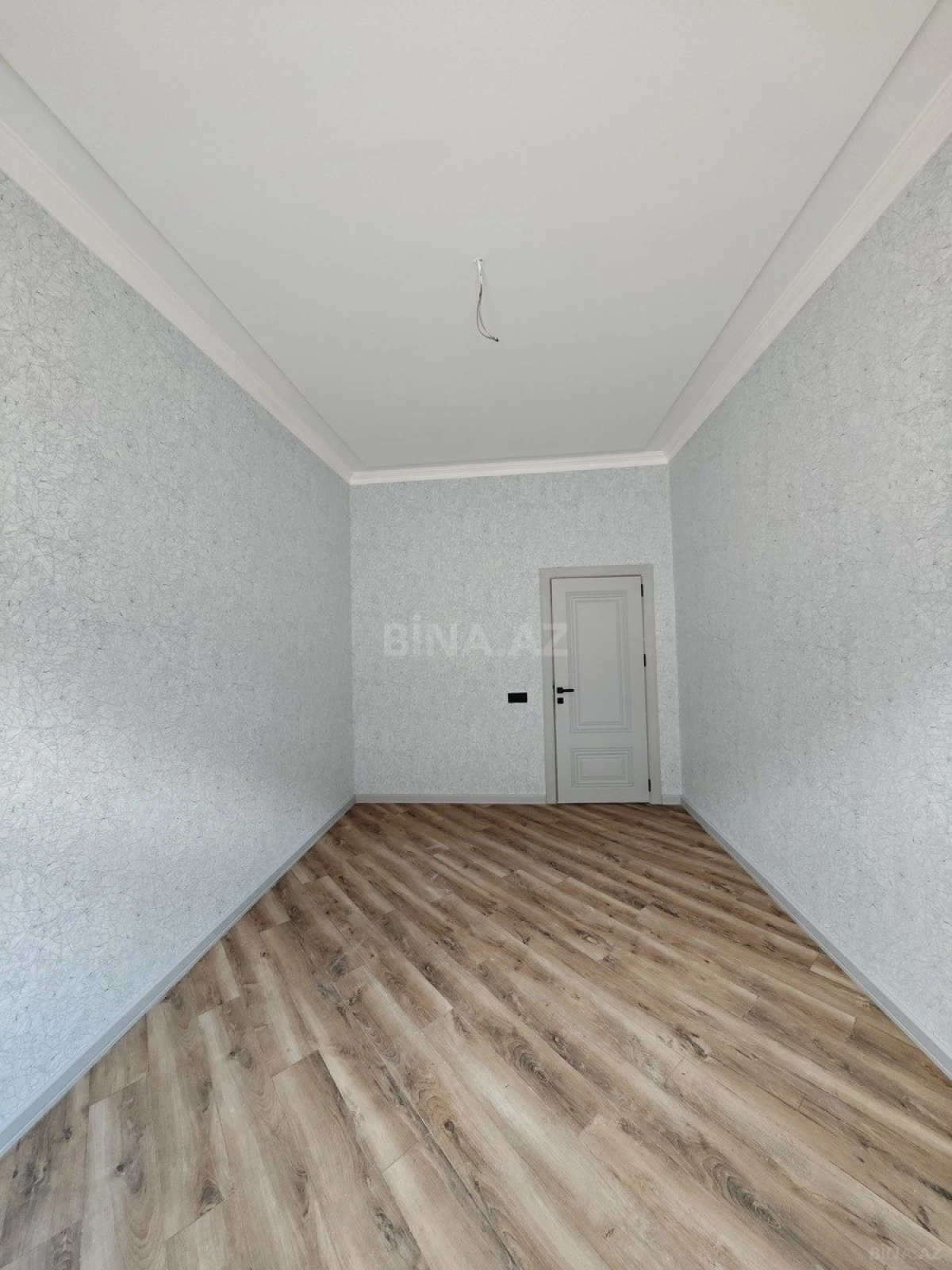 Satılır 6 otaqlı həyət evi 280 m²