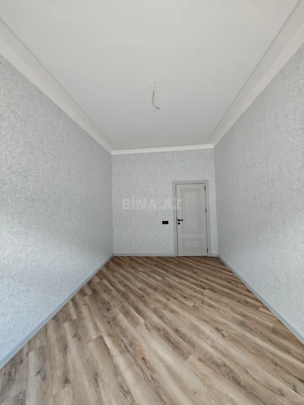 Satılır 6 otaqlı həyət evi 280 m²