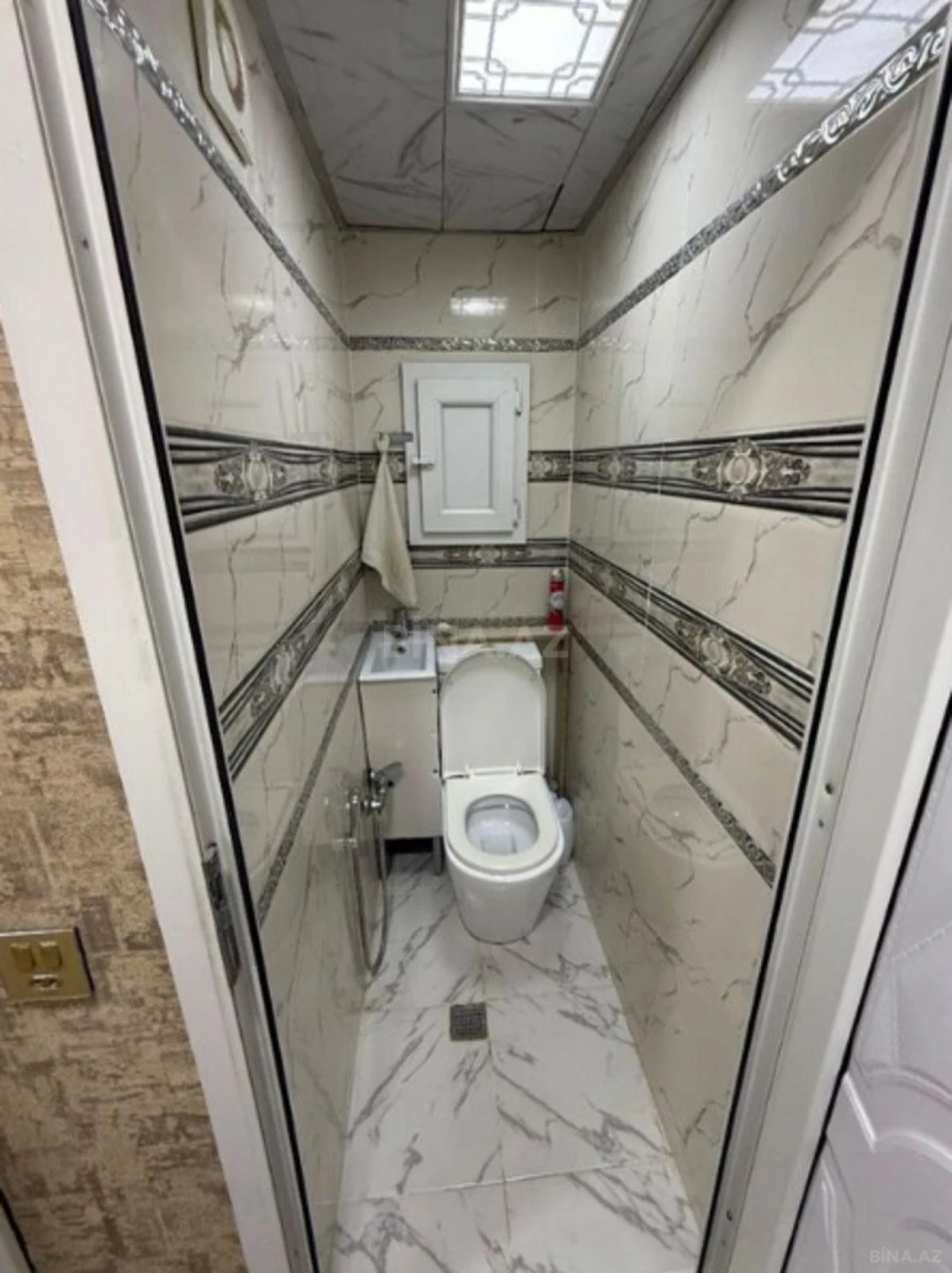 Satılır 4 otaqlı mənzil 115 m²