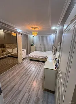 Satılır 4 otaqlı mənzil 115 m²