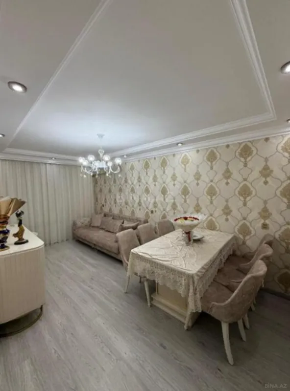 Satılır 4 otaqlı mənzil 115 m²