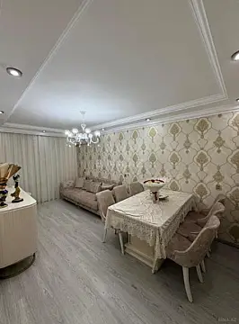 Satılır 4 otaqlı mənzil 115 m²