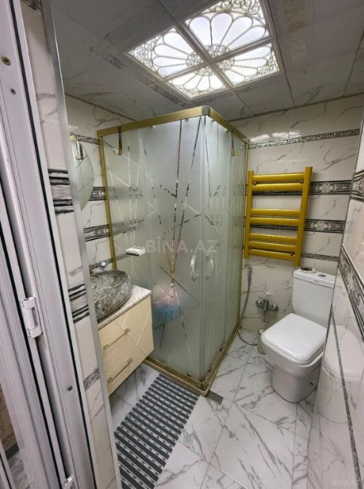 Satılır 4 otaqlı mənzil 115 m²