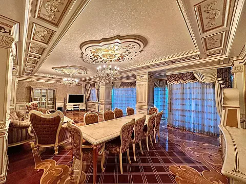 Satılır 4 otaqlı mənzil 250 m² — Bakı 4 otaq 250.00 m²