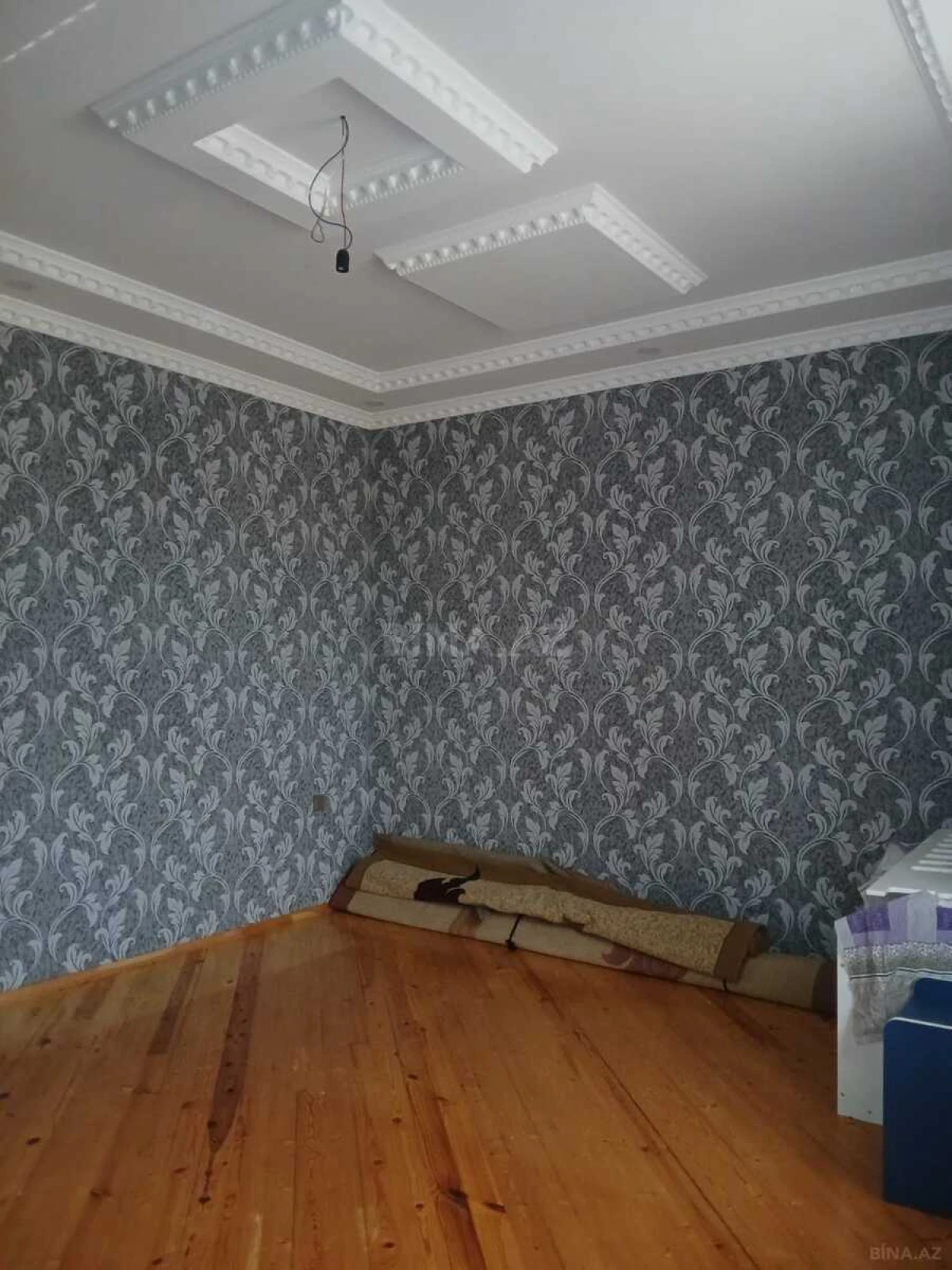 Satılır 5 otaqlı həyət evi 225 m²