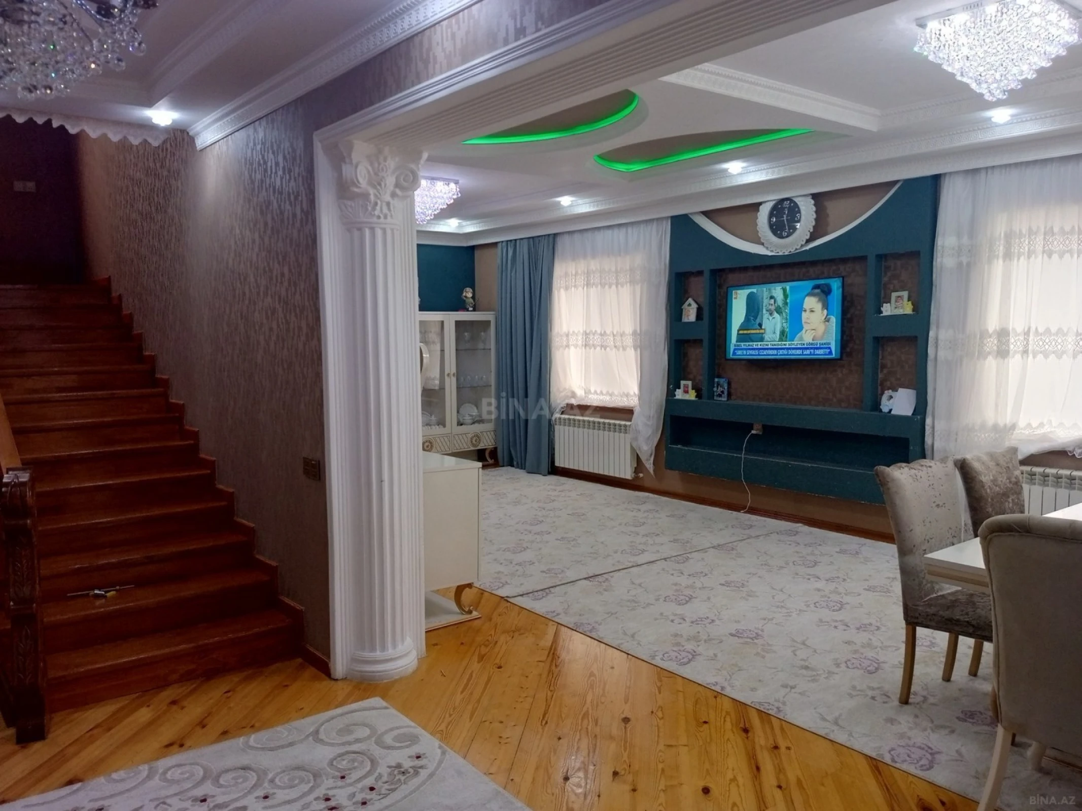 Satılır 5 otaqlı həyət evi 225 m²