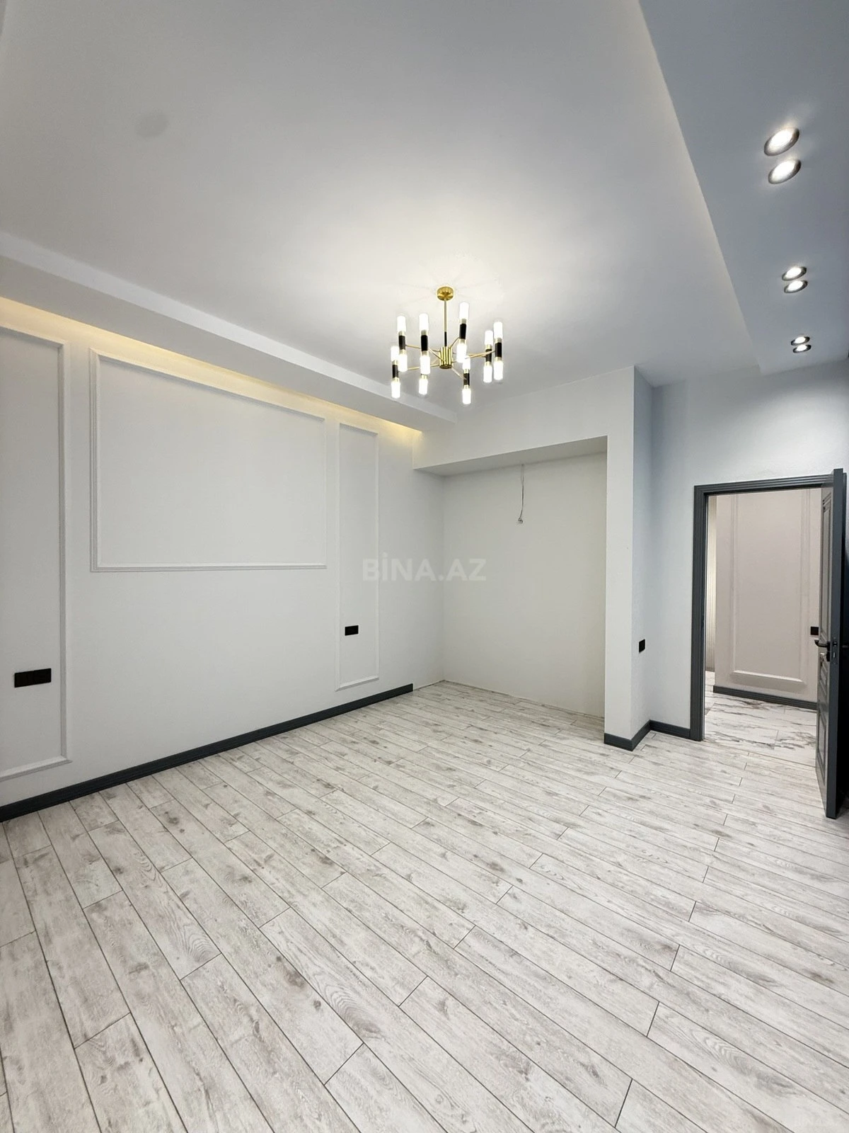 Satılır 5 otaqlı həyət evi 220 m²
