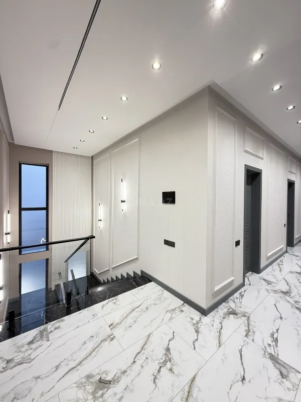 Satılır 5 otaqlı həyət evi 220 m²