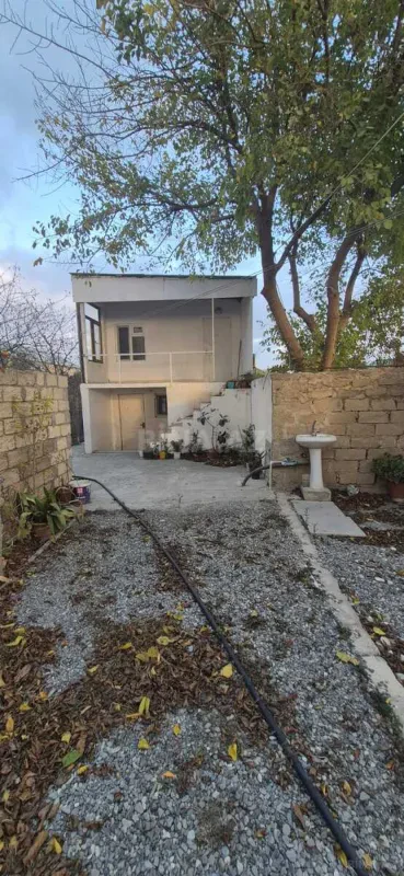 Satılır 2 otaqlı həyət evi 50 m²