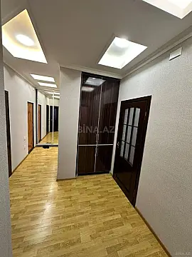 Kirayə verilir 2 otaqlı mənzil 110 m²