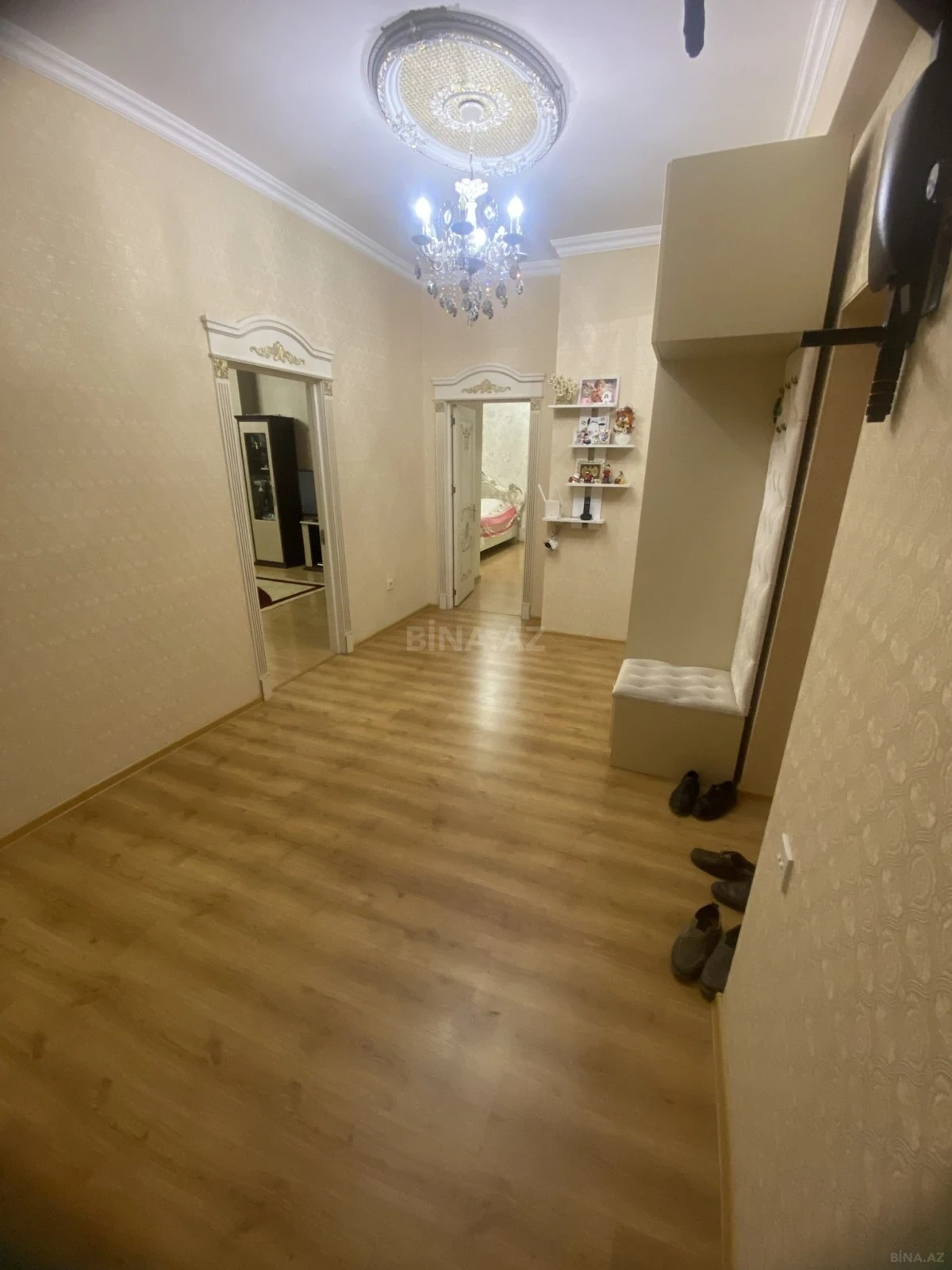 Satılır 3 otaqlı mənzil 125 m²