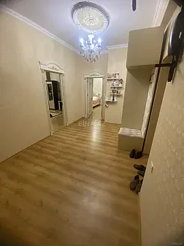 Satılır 3 otaqlı mənzil 125 m²