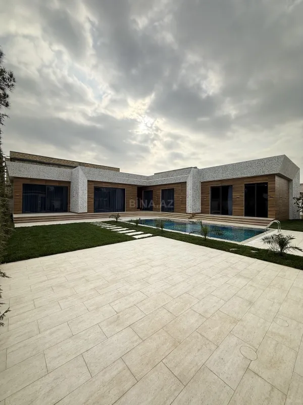 Satılır 5 otaqlı həyət evi 250 m²