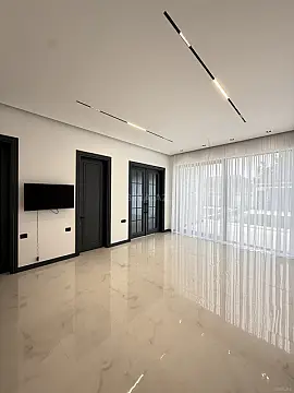 Satılır 5 otaqlı həyət evi 250 m²