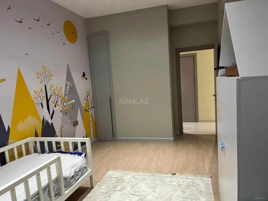 Satılır 3 otaqlı mənzil 102 m²