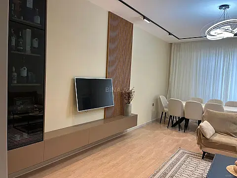 Satılır 3 otaqlı mənzil 102 m²