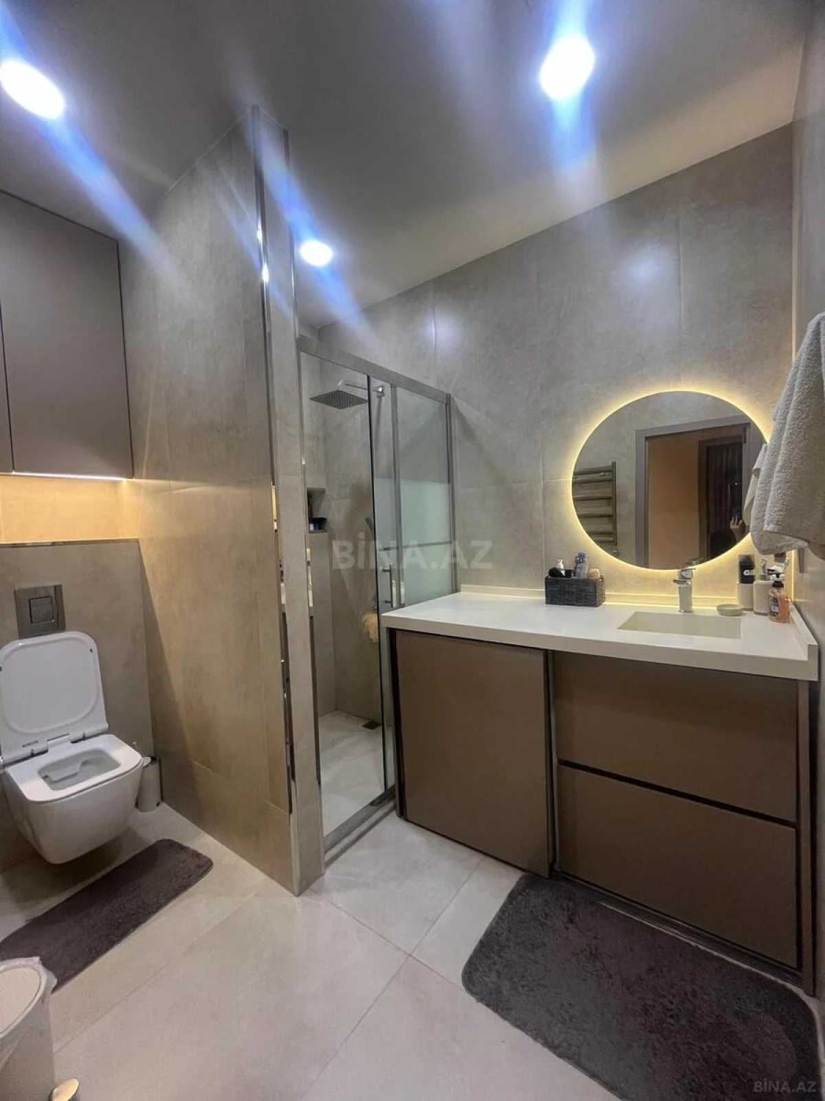Satılır 3 otaqlı mənzil 102 m²