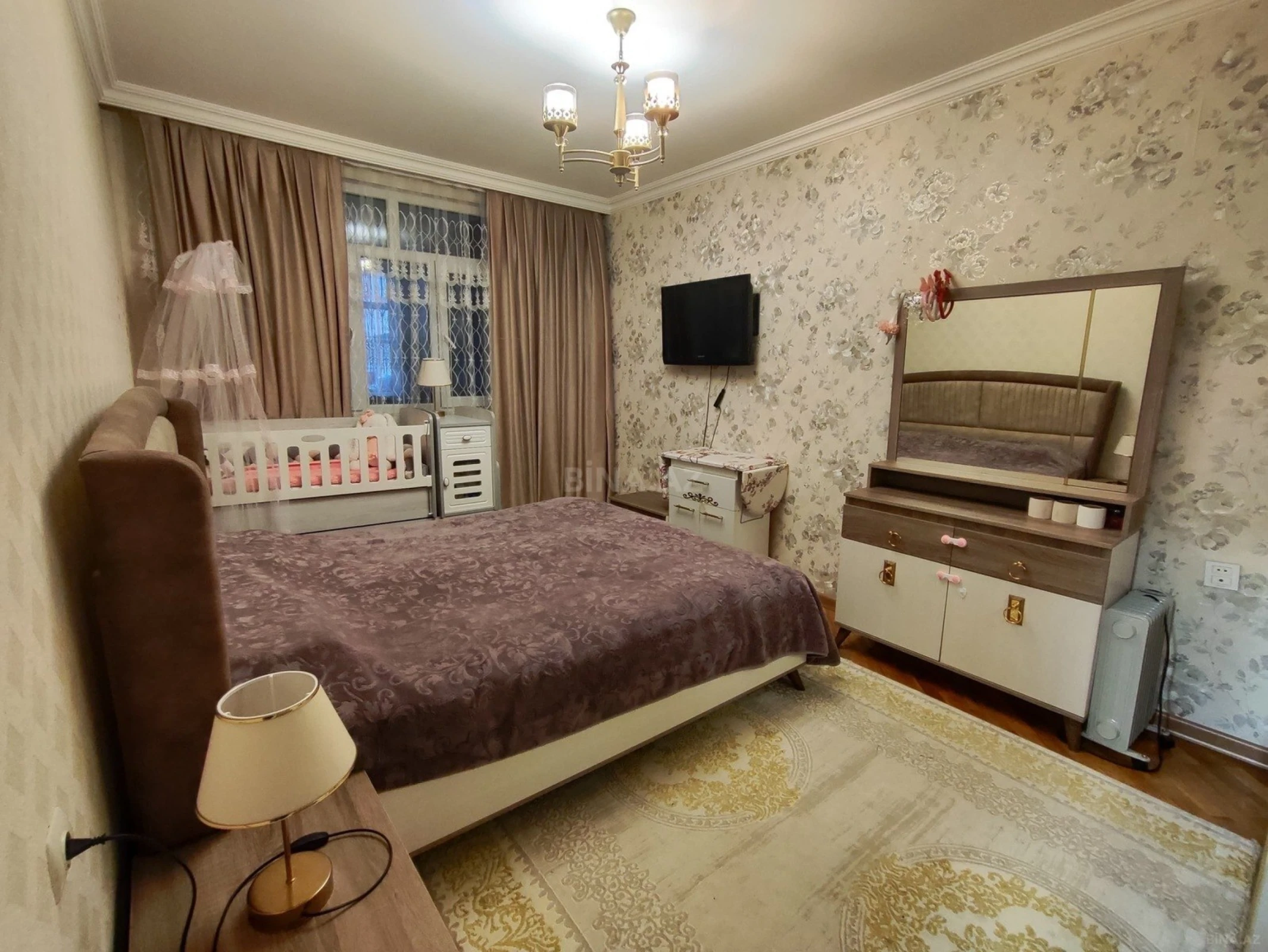 Satılır 4 otaqlı mənzil 85 m²