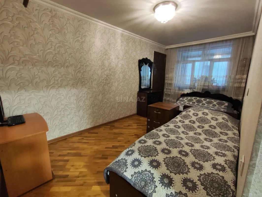 Satılır 4 otaqlı mənzil 85 m²