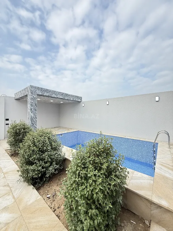 Satılır 4 otaqlı həyət evi 135 m²