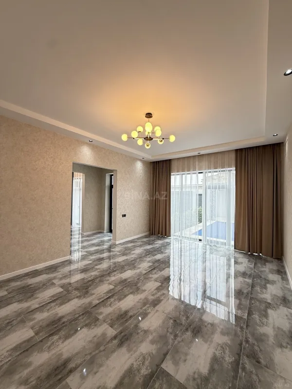 Satılır 4 otaqlı həyət evi 135 m²