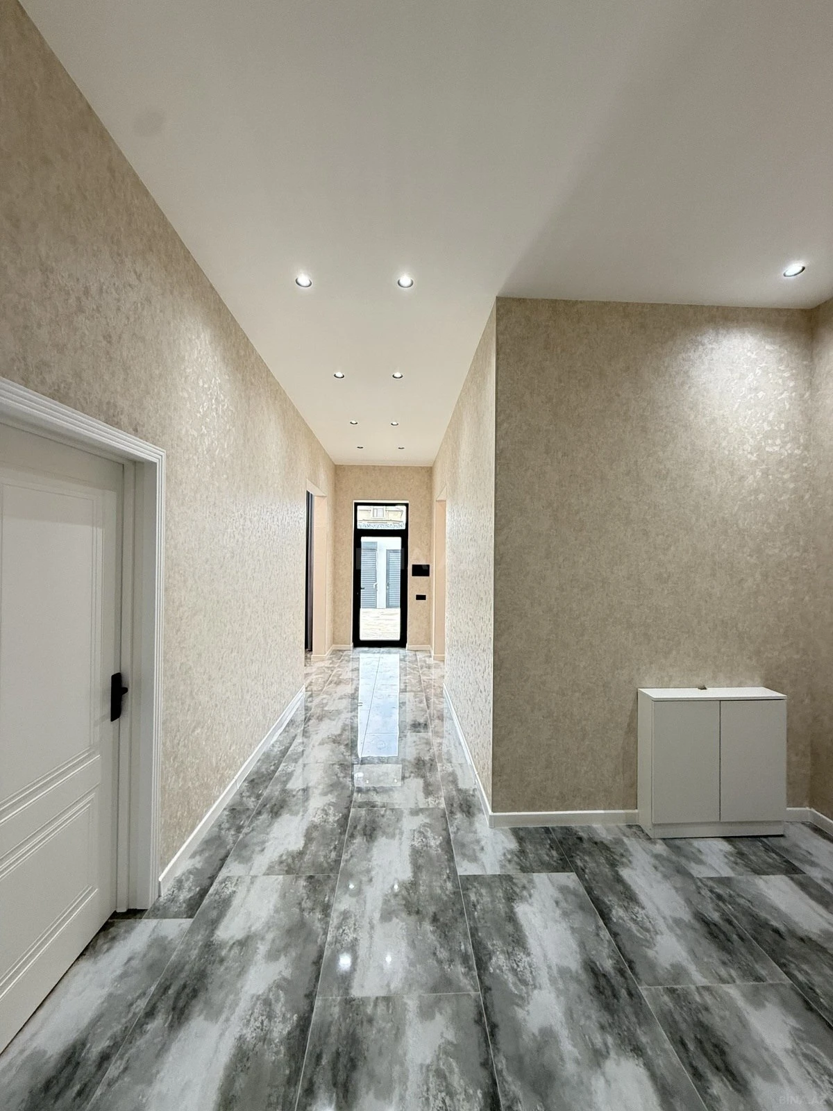 Satılır 4 otaqlı həyət evi 135 m²