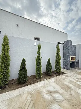 Satılır 4 otaqlı həyət evi 135 m²