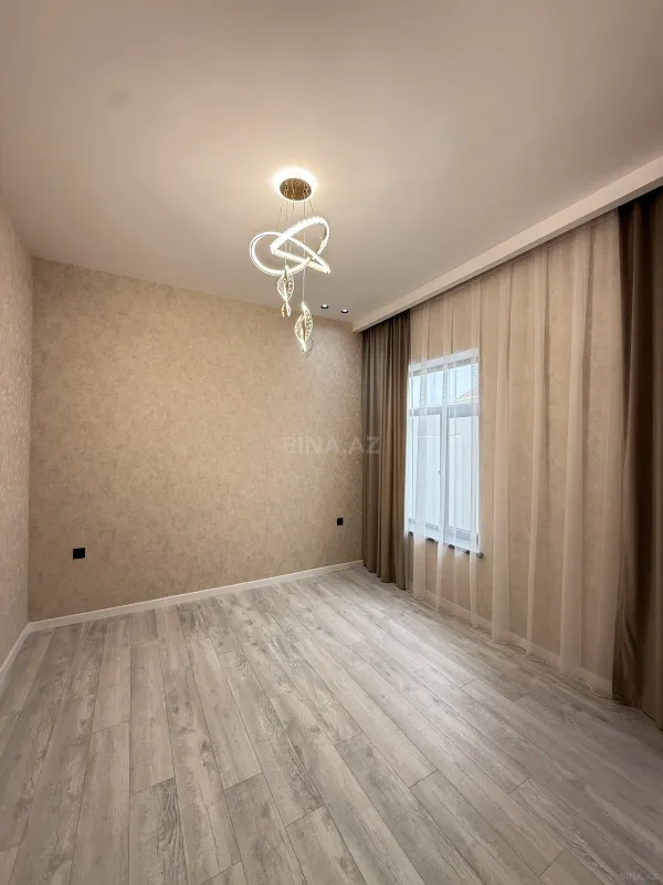 Satılır 4 otaqlı həyət evi 135 m²