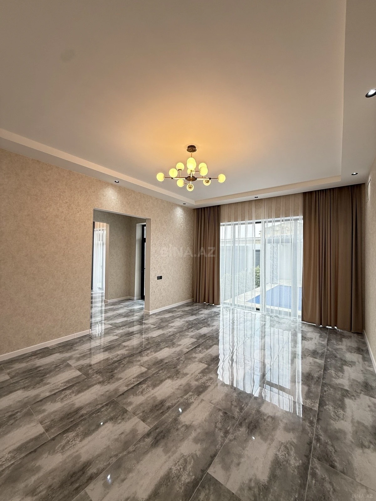 Satılır 4 otaqlı həyət evi 135 m²