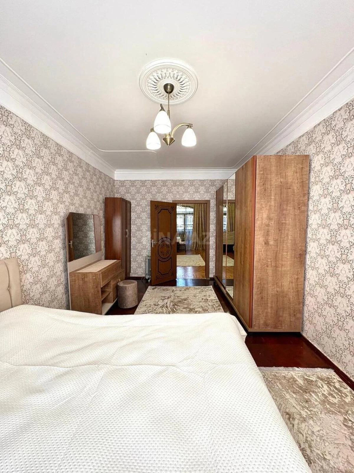 Kirayə verilir 2 otaqlı mənzil 64 m²