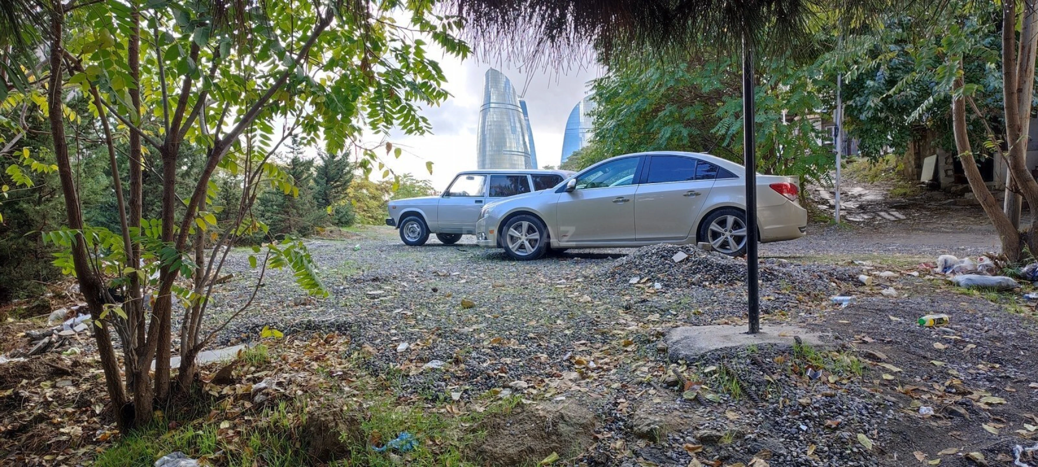 Satılır 1 otaqlı mənzil 42.7 m²