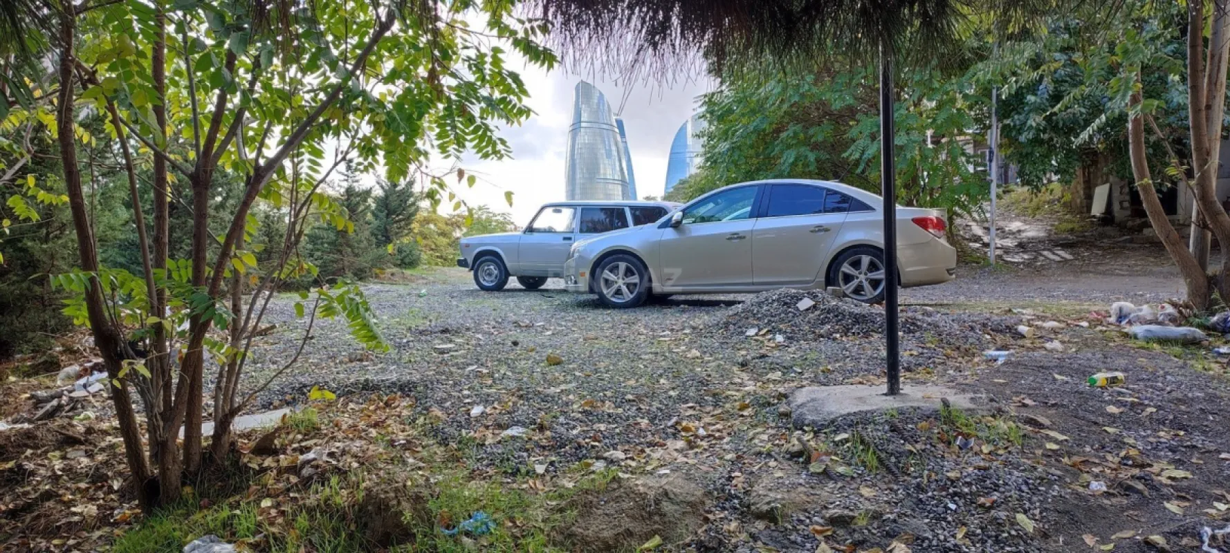 Satılır 1 otaqlı mənzil 42.7 m²