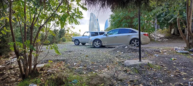 Satılır 1 otaqlı mənzil 42.7 m²