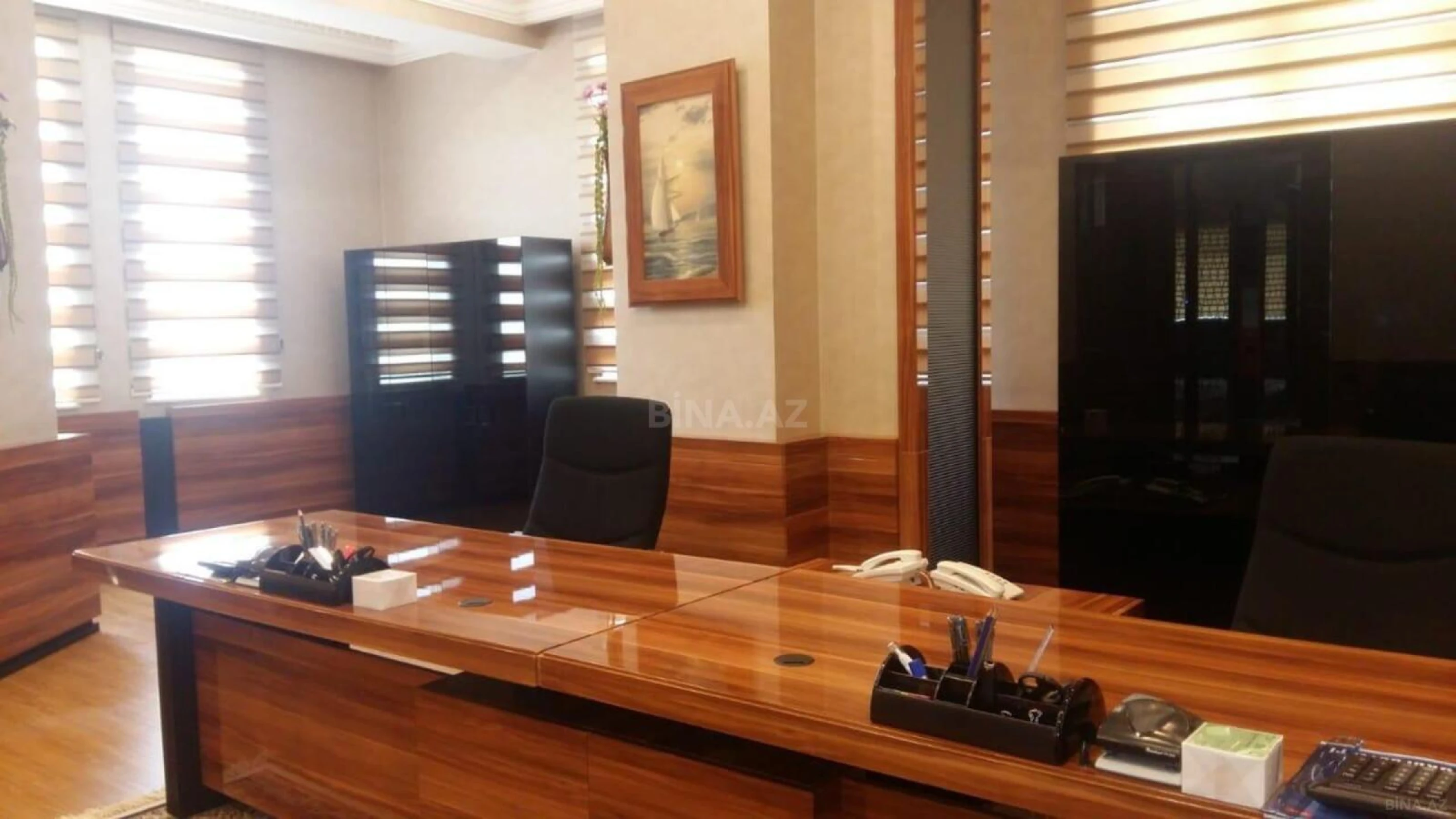 Kirayə verilir 8 otaqlı ofis 1000 m²