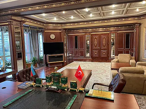 Kirayə verilir 8 otaqlı ofis 1000 m²