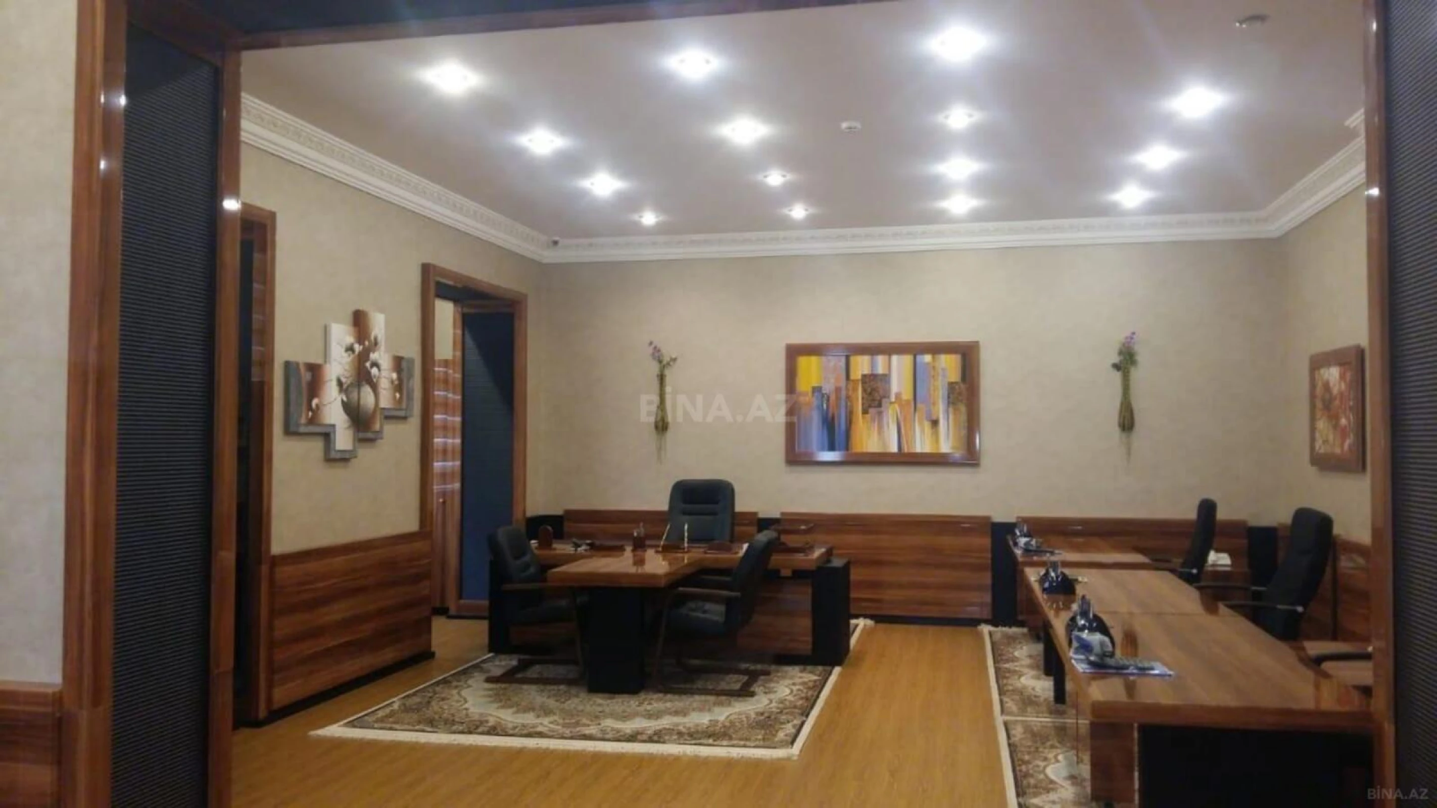 Kirayə verilir 8 otaqlı ofis 1000 m²